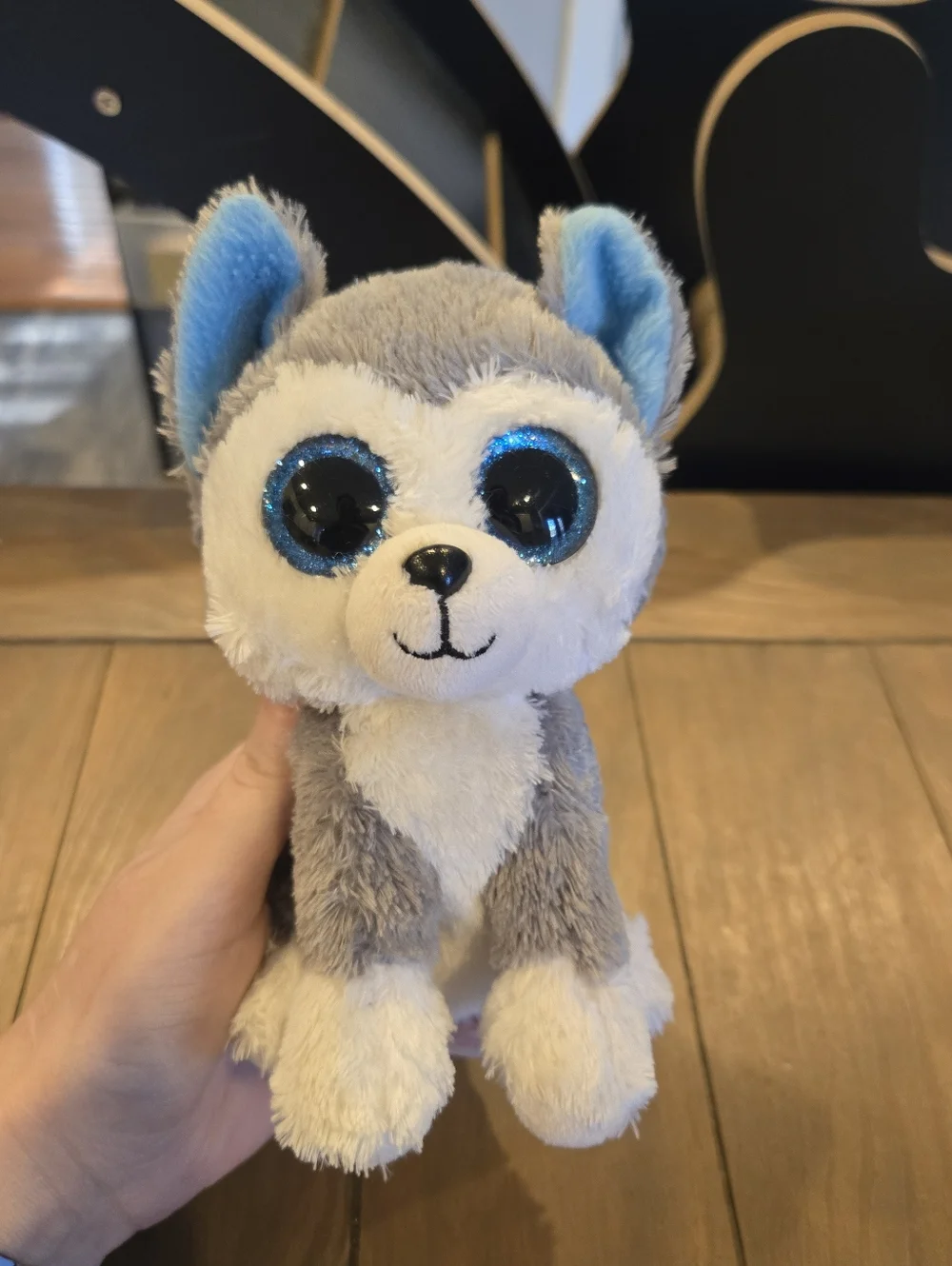 2021 Ty Silk Beanie Boo Slush The Husky with Sparkling Blue Eyes Plush